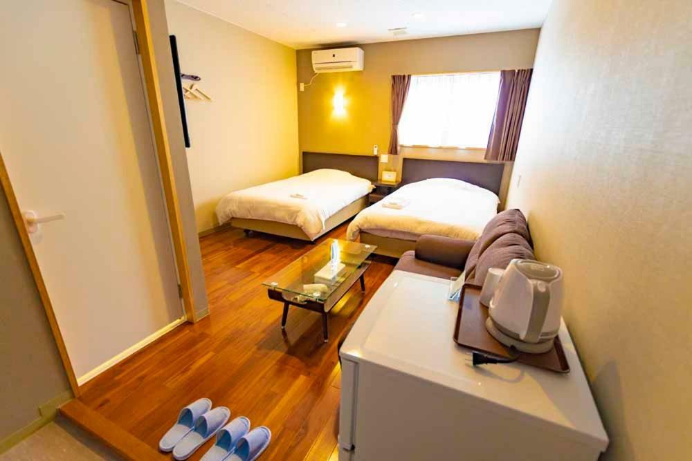 Beach Resort Hotel Kalakaua Onna Εξωτερικό φωτογραφία