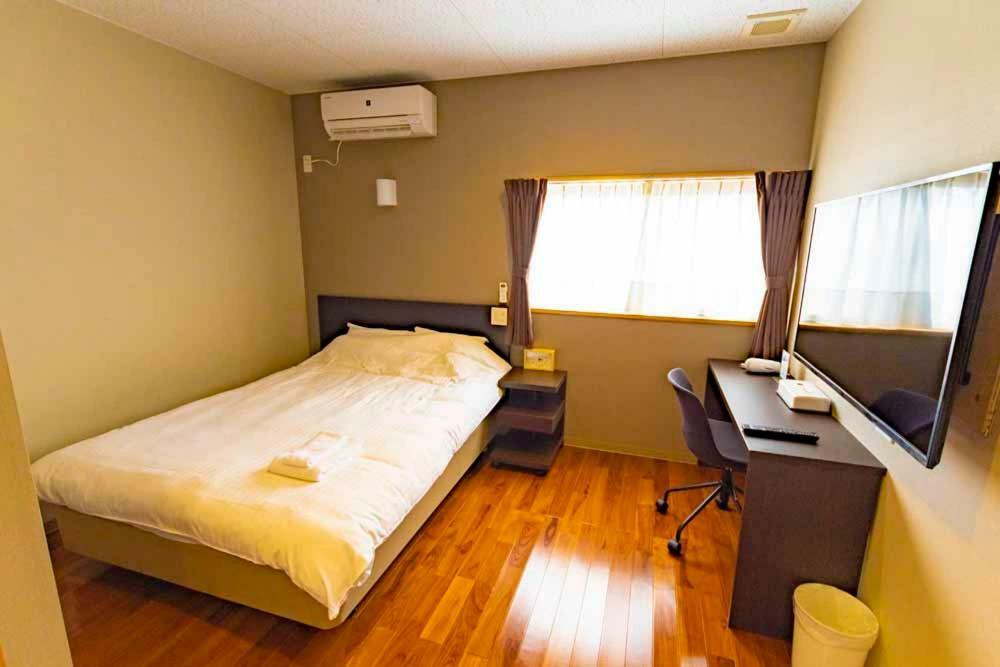 Beach Resort Hotel Kalakaua Onna Εξωτερικό φωτογραφία