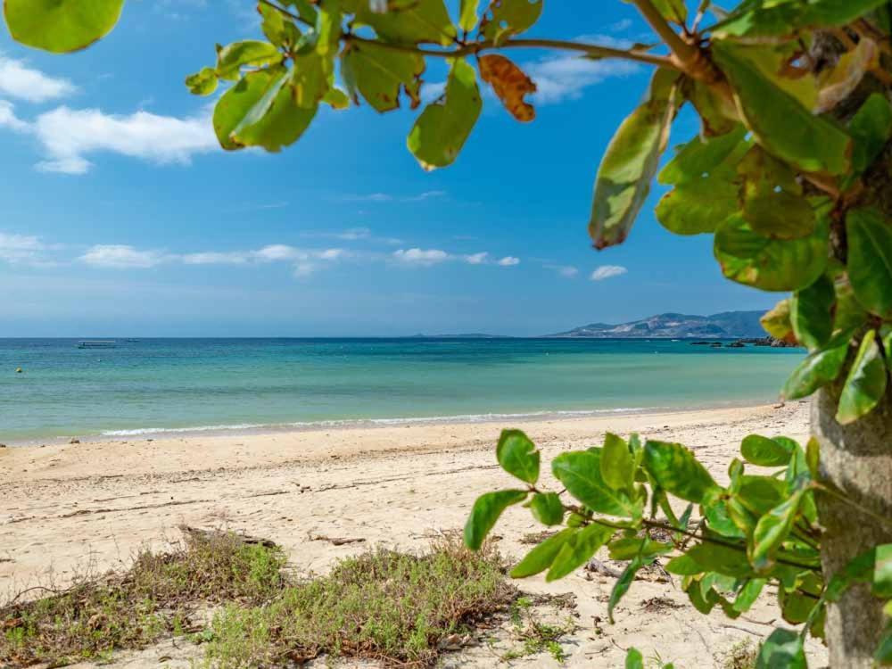 Beach Resort Hotel Kalakaua Onna Εξωτερικό φωτογραφία